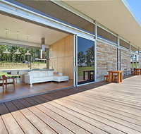 The Longhouse - Accommodation VIC