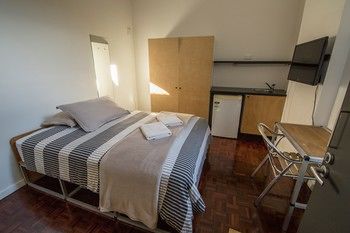 Cambridge Lodge - Hostel/Backpacker - Accommodation VIC 13