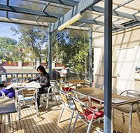 Cambridge Lodge - Hostel/Backpacker - Accommodation VIC