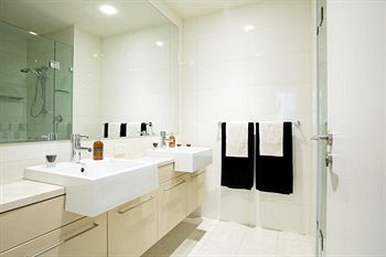 Wyndel Apartments - Clarke Street - Accommodation VIC 11