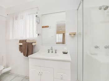 Caloundra City Centre Motel - Accommodation VIC 28