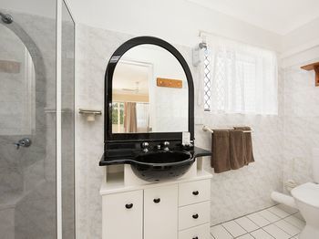 Caloundra City Centre Motel - Accommodation VIC 35