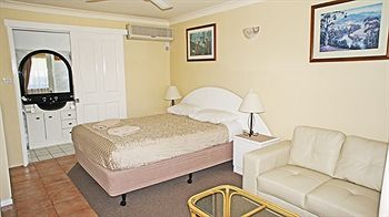 Caloundra City Centre Motel - Accommodation VIC 6