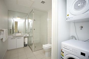 Astra Apartments - Docklands - Accommodation VIC 5