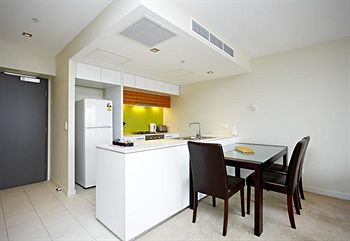 Astra Apartments - Docklands - Accommodation VIC 1