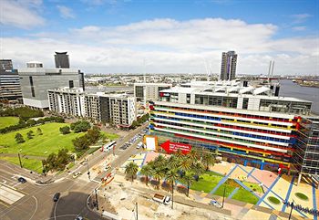 Astra Apartments - Docklands - Accommodation VIC 3