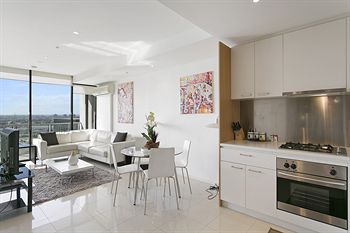 Docklands Private Collection Of Apartments - NewQuay - Accommodation VIC 6