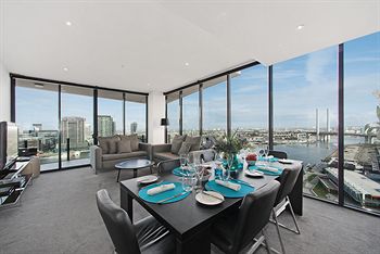 Docklands Private Collection Of Apartments - NewQuay - Accommodation VIC 7