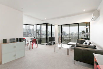 Docklands Private Collection Of Apartments - NewQuay - Accommodation VIC 22
