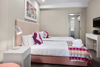 Docklands Private Collection Of Apartments - NewQuay - Accommodation VIC 25