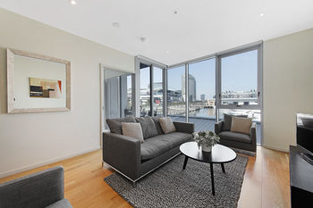 Docklands Private Collection Of Apartments - NewQuay - Accommodation VIC 34