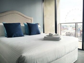 Docklands Private Collection Of Apartments - NewQuay - Accommodation VIC 71