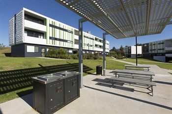 Western Sydney University Village-Campbelltown Campus - Accommodation VIC 2