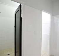 The Lakes Hotel - Accommodation VIC