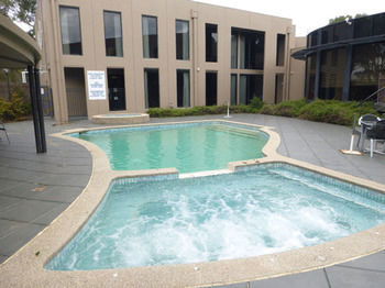 Dingley International Hotel - Accommodation VIC 1