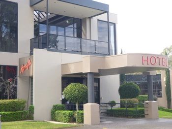 Dingley International Hotel - Accommodation VIC 4