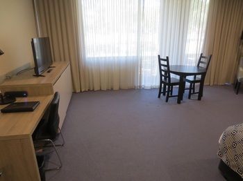 Dingley International Hotel - Accommodation VIC 16