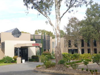 Dingley International Hotel - Accommodation VIC 24
