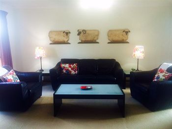 Australian Home Away @ East Doncaster George - Accommodation VIC 1