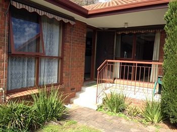 Australian Home Away @ East Doncaster George - Accommodation VIC 8