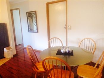 Australian Home Away @ East Doncaster Andersons Creek 1 - Accommodation VIC 10