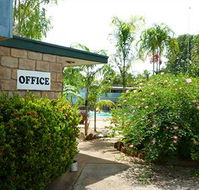 Palm Court Budget Motel Hostel/Backpackers - Accommodation VIC