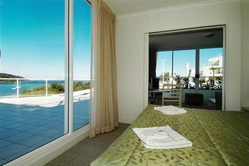 Ettalong Beach Apartments - Accommodation VIC 11