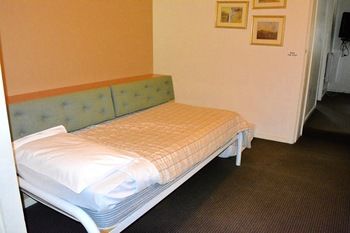 Magnolia Court Boutique Hotel Melbourne - Accommodation VIC 25