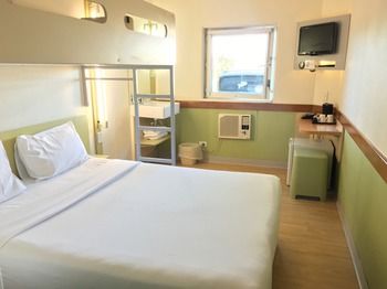 Ibis Budget Campbelltown - Accommodation VIC 7