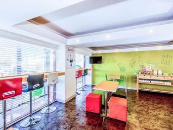 Ibis Budget Campbelltown - Accommodation VIC 32