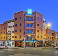 Quality Suites Boulevard On Beaumont - Accommodation VIC