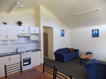 Ingenia Holidays Avina - Accommodation VIC 3