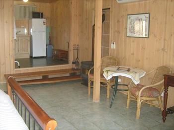 Belle's At Montville - Accommodation VIC 6