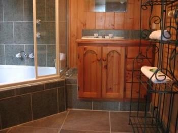 Belle's At Montville - Accommodation VIC 17