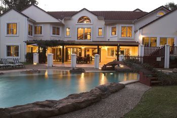 Kingfishers Manor @ Noosa - Accommodation VIC 13