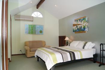 Kingfishers Manor @ Noosa - Accommodation VIC 15