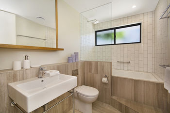 Jacaranda Noosa - Accommodation VIC 4