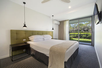 Jacaranda Noosa - Accommodation VIC 7