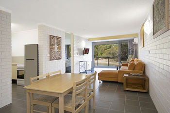 Jacaranda Noosa - Accommodation VIC 54