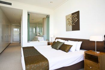 White Shells Luxury Apartments - Accommodation VIC 2