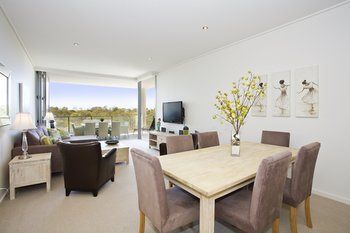 White Shells Luxury Apartments - Accommodation VIC 4