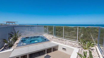 White Shells Luxury Apartments - Accommodation VIC 35