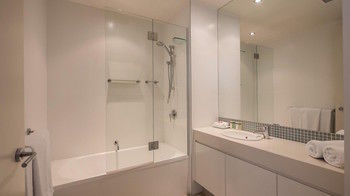 White Shells Luxury Apartments - Accommodation VIC 40