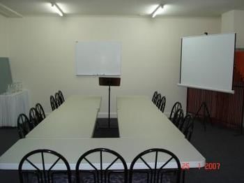 Bowen Inn Motel - Accommodation VIC 4