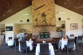 Bowen Inn Motel - Accommodation VIC 6