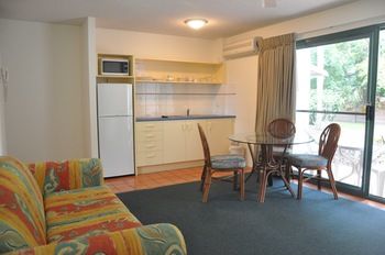 Chez Noosa Resort Motel - Accommodation VIC 15