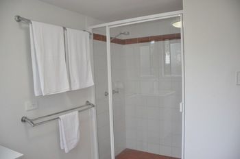 Chez Noosa Resort Motel - Accommodation VIC 22