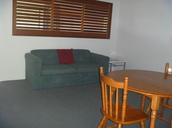 Chez Noosa Resort Motel - Accommodation VIC 24