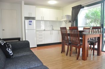 Chez Noosa Resort Motel - Accommodation VIC 28