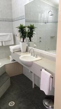 Parkhaven Motor Lodge Nowra - Accommodation VIC 21